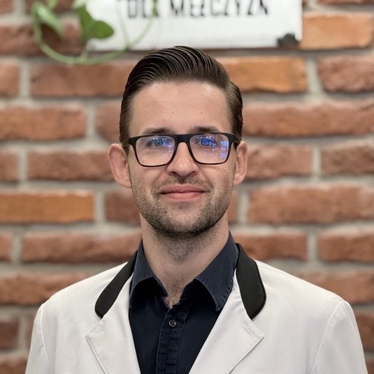 Paweł Gil — właściciel i fryzjer męski w Rzeszowskim Golibrodzie
